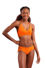 Laden Sie das Bild in den Galerie-Viewer, Model Front: Rio De Sol Unterteil Bottom Dots-Orange Madrid
