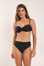 Laden Sie das Bild in den Galerie-Viewer, Model Front: Rio De Sol Unterteil Bottom Nero Amy
