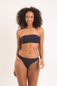 Model Front: Rio De Sol Unterteil Bottom Nero Nice-Fio
