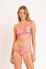 Laden Sie das Bild in den Galerie-Viewer, Model Front: Rio De Sol Unterteil Bottom Sweet-Camo Leblon
