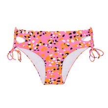 Laden Sie das Bild in den Galerie-Viewer, Product Front: Rio De Sol Unterteil Bottom Sweet-Camo Madrid
