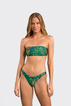 Laden Sie das Bild in den Galerie-Viewer, Model Front: Rio De Sol Unterteil Bottom Wilds Highleg
