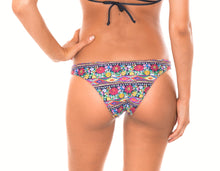 Laden Sie das Bild in den Galerie-Viewer, Model Back: Rio De Sol Unterteil Calcinha Folk Strappy
