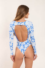 Laden Sie das Bild in den Galerie-Viewer, Model Back: Rio De Sol Badeanzug Pua-Pacifica Surf
