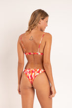 Laden Sie das Bild in den Galerie-Viewer, Model Back: Rio De Sol Set Set Mirage Balconet-Tie Leblon
