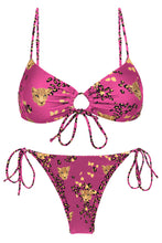 Laden Sie das Bild in den Galerie-Viewer, Product Front: Rio De Sol Set Set Roar-Pink Mila Ibiza
