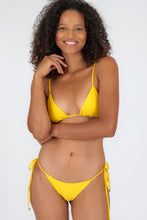 Laden Sie das Bild in den Galerie-Viewer, Gallery: Rio De Sol Set Set Sunflower Tri-Inv Lacinho
