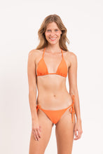 Laden Sie das Bild in den Galerie-Viewer, Model Front: Rio De Sol Oberteil Top Dende Tri-Inv
