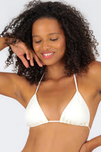Laden Sie das Bild in den Galerie-Viewer, Gallery: Rio De Sol Oberteil Top Off-White Tri-Inv
