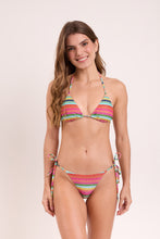 Laden Sie das Bild in den Galerie-Viewer, Model Front: Rio De Sol Oberteil Top Supercolor Tri-Inv
