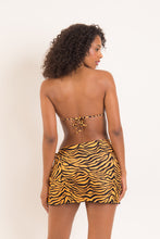 Laden Sie das Bild in den Galerie-Viewer, Model Back: Rio De Sol Strandrock Wild-Orange Skirt-Knot
