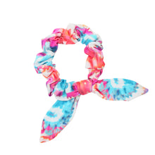 Laden Sie das Bild in den Galerie-Viewer, Splash Scrunchie
