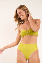 Laden Sie das Bild in den Galerie-Viewer, Top Fluity-Abacateiro Sara
