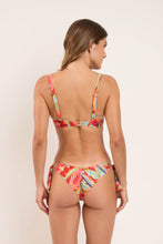 Laden Sie das Bild in den Galerie-Viewer, Top Sea-Bloom Chantal
