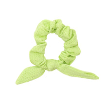 Laden Sie das Bild in den Galerie-Viewer, Bora-Citrus Scrunchie
