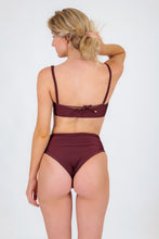 Laden Sie das Bild in den Galerie-Viewer, Bottom Barolo Hotpants
