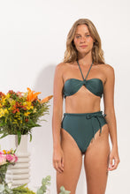 Laden Sie das Bild in den Galerie-Viewer, Set Palace Twist Belted-High-Waist
